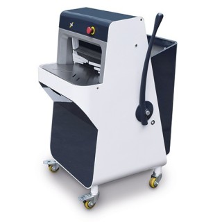 COUPEUSE A PAIN MANUELLE KMANO